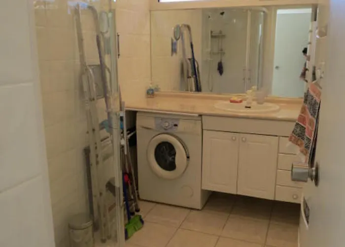 3 Pieces Climatise Avec Terrasse A - Fr-1-780-62 Apartment